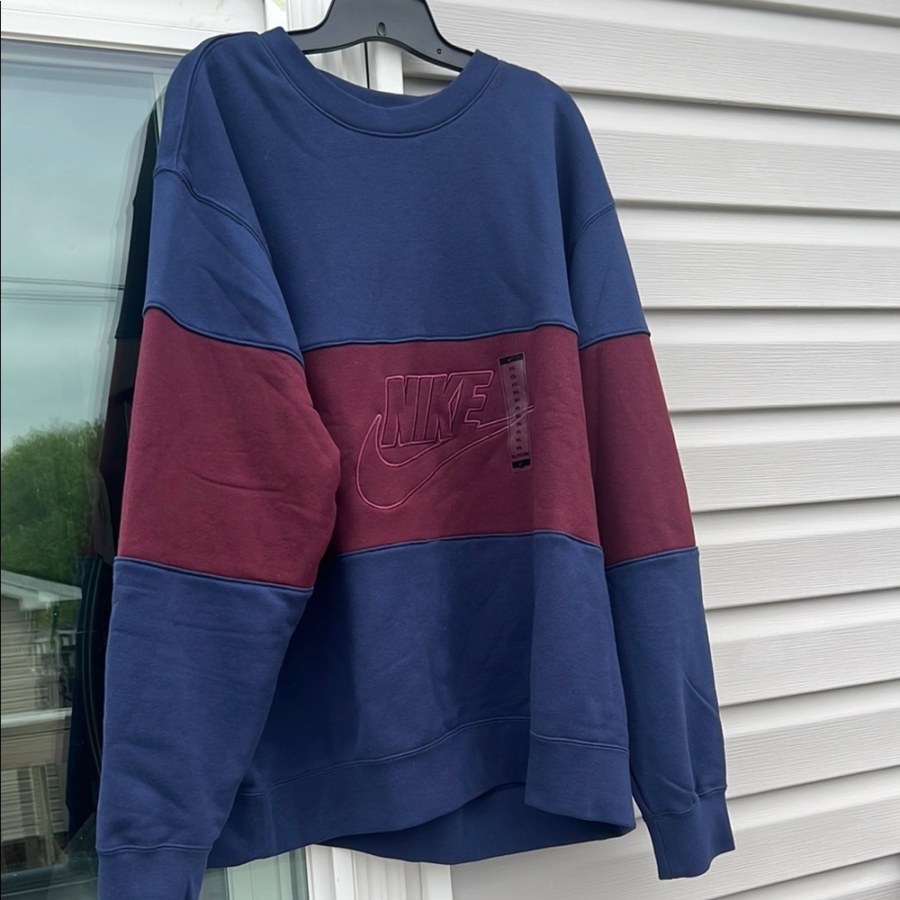 NWT Nike Men's Blue and Burgundy Sweater